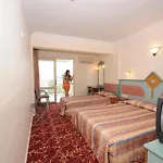 Flamingo 3* Μαρμαρίς