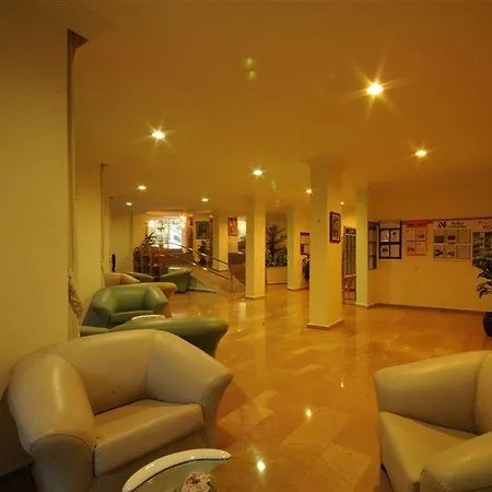 호텔 Flamingo 말마리스