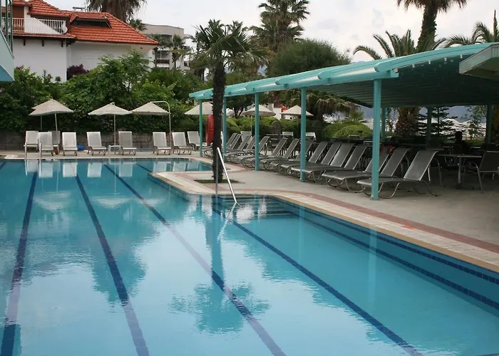 Flamingo 3* Мармарис