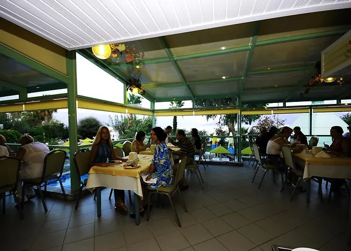 Flamingo 3* Мармарис