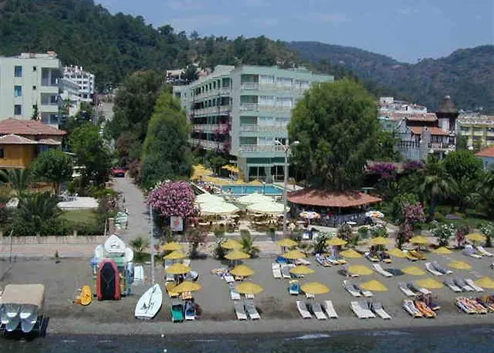 Отель Flamingo 3*