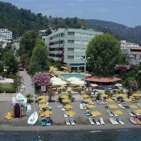 ホテル Flamingo 3*